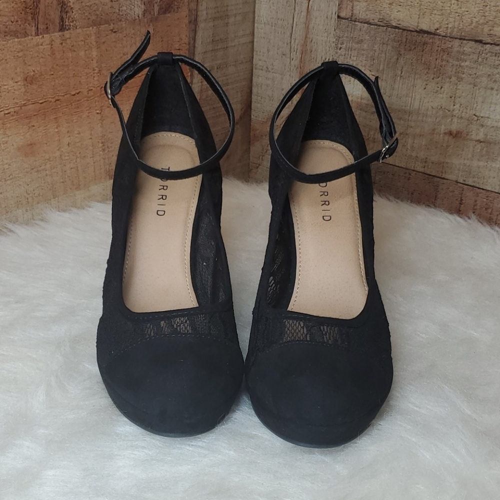 Torrid Wedges